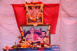 HH Swamiji at the proposed education project land, Varsave - GSB Seva Mandal, Mumbai